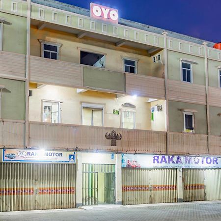 Oyo Family Inn Bandar Lampung Exterior foto