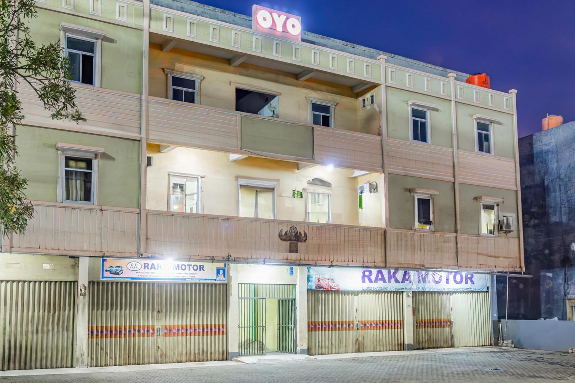 Oyo Family Inn Bandar Lampung Exterior foto