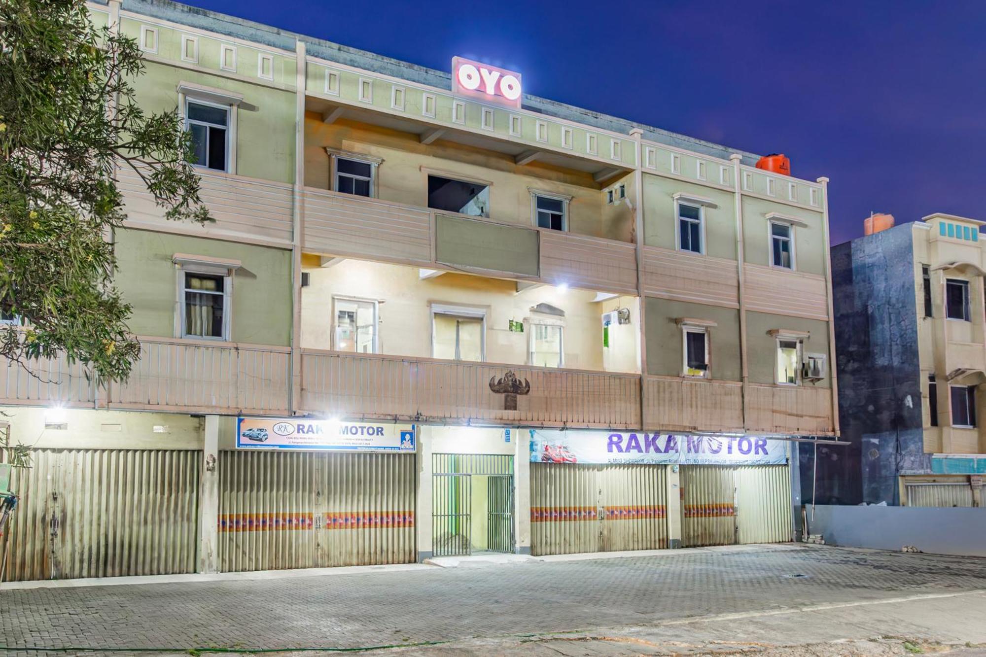 Oyo Family Inn Bandar Lampung Exterior foto