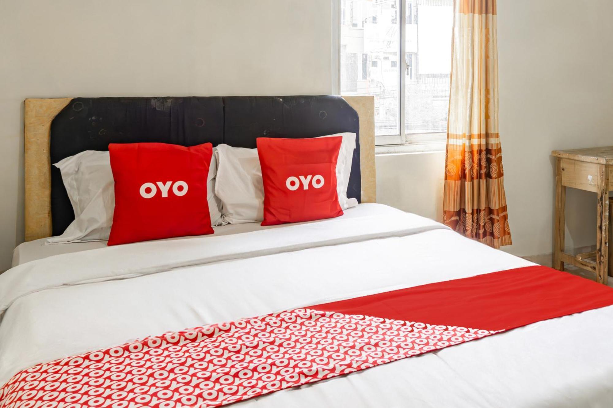 Oyo Family Inn Bandar Lampung Exterior foto